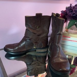 Nine West leather ankle bootie